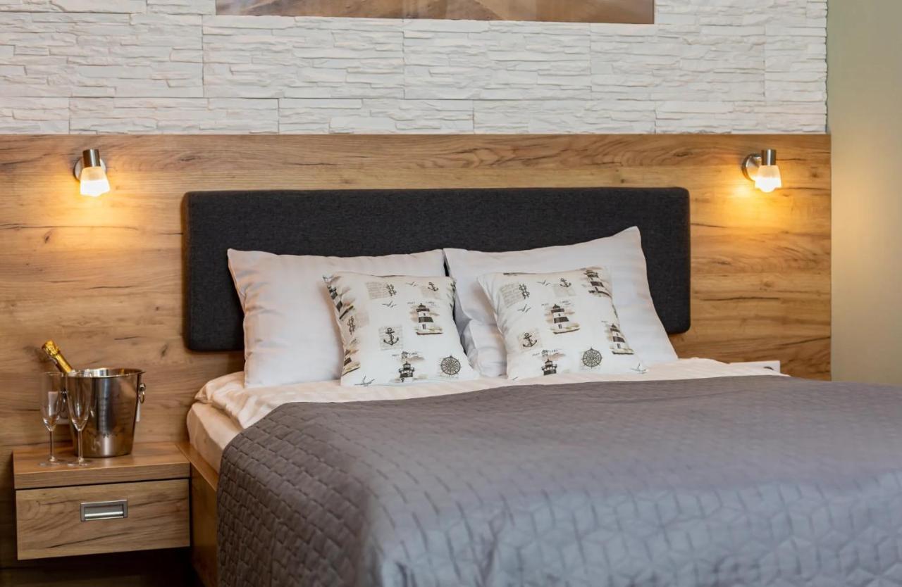 Apartamenty Czarny Kormoran Хель Экстерьер фото