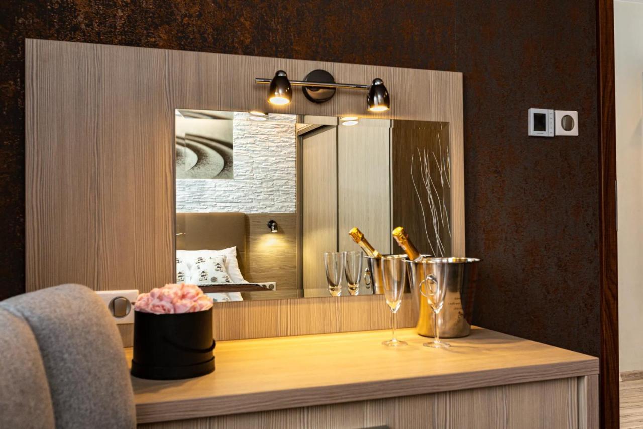 Apartamenty Czarny Kormoran Хель Экстерьер фото